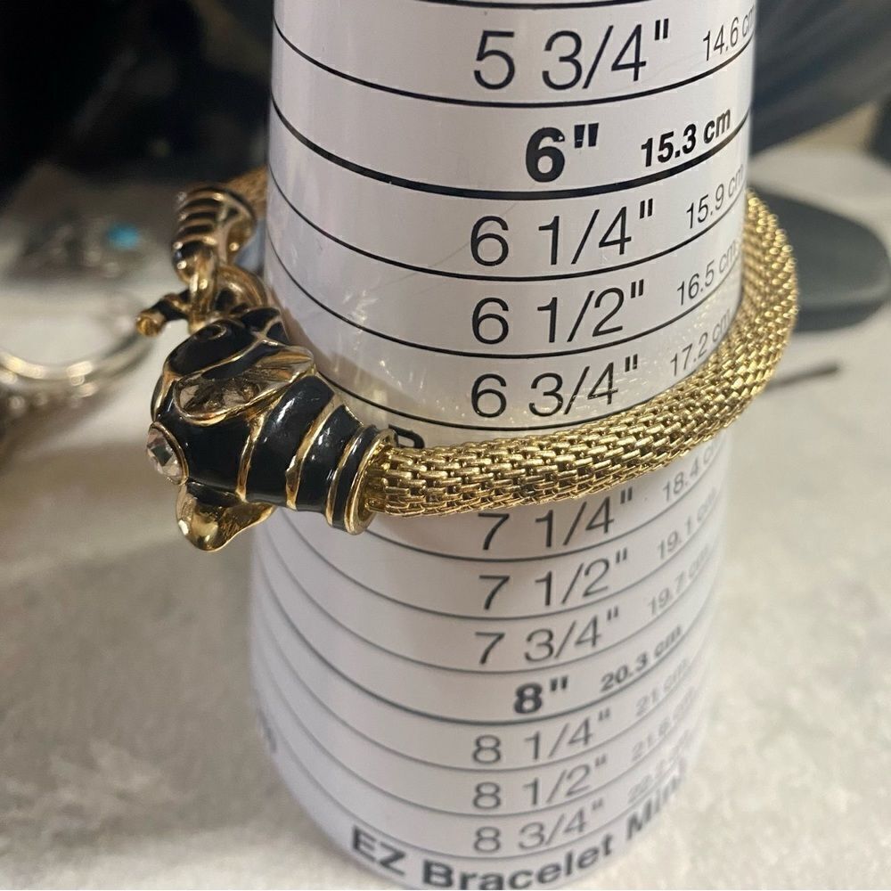 Elephant Mesh Stretch Bracelet - Picture 4 of 4